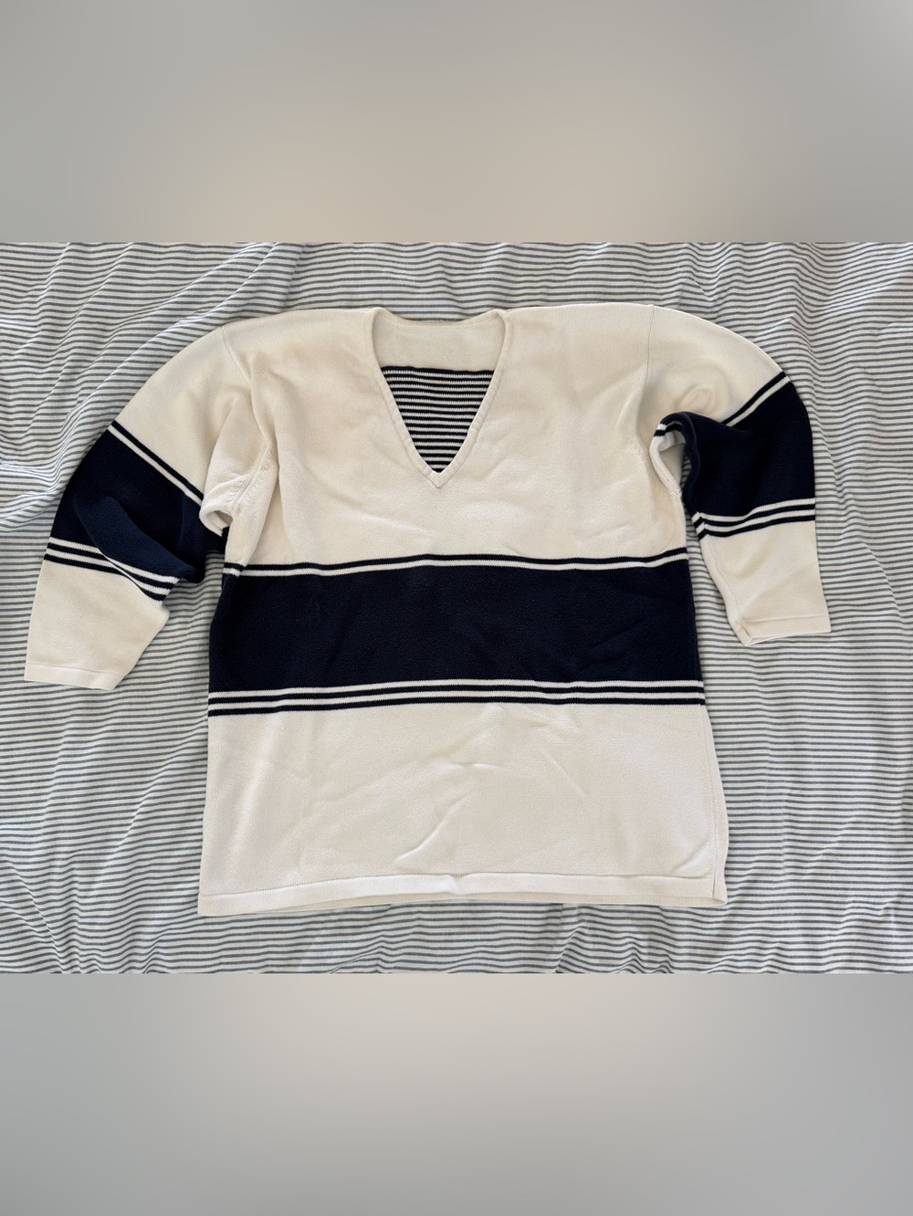 1990s Vintage Laura Ashley Cream and Navy Cotton Sweater